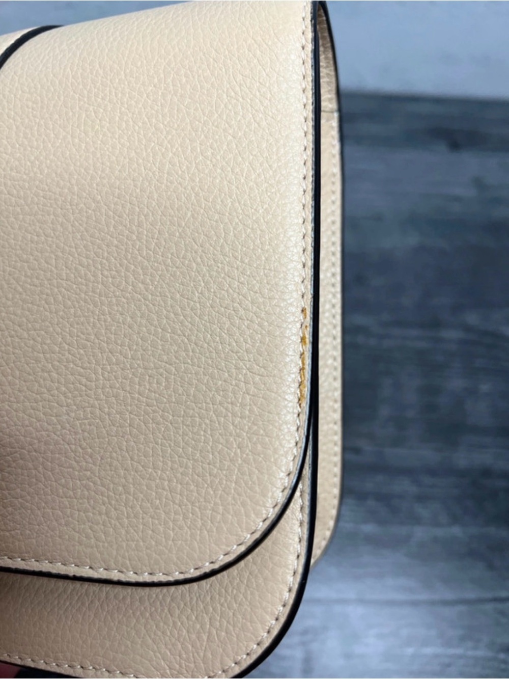 Versace Virtus Beige Crossbody Bag with Gold Chain with COA - Picture 12 of 12